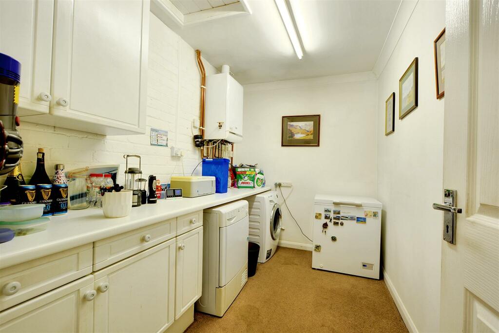 Utility Room.jpeg