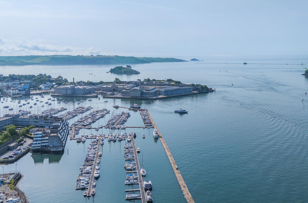 1306847-10-685142...