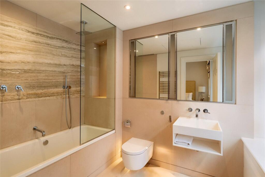 Double Bedroom