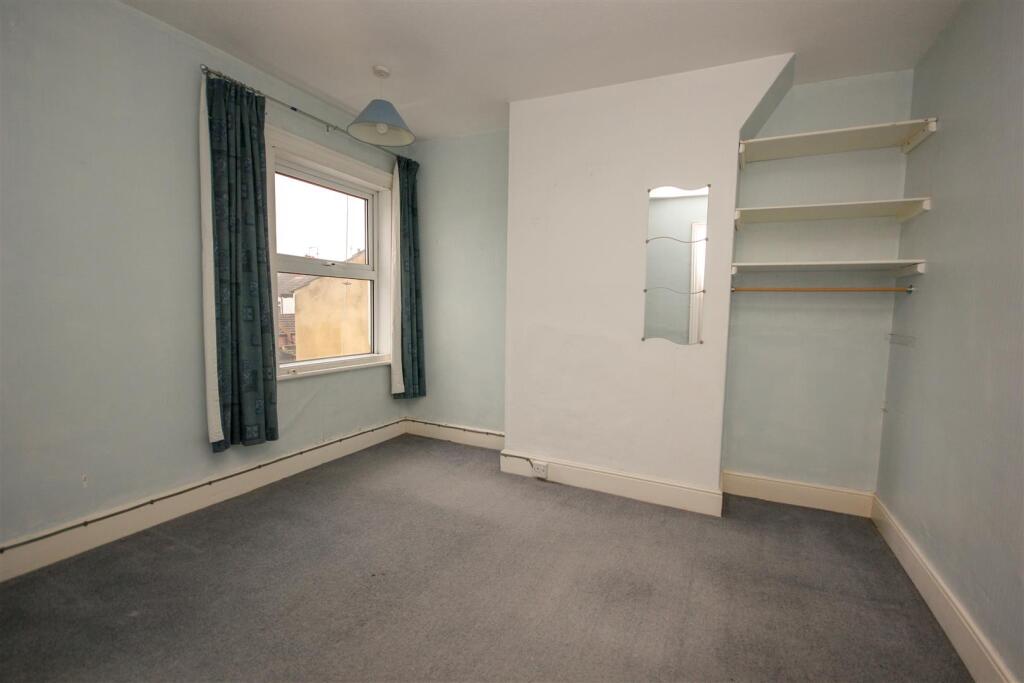 Bedroom 2.jpg