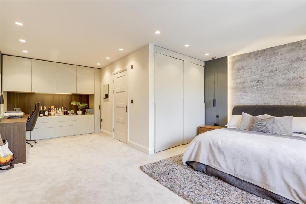 Bedroom Three (3).jpg