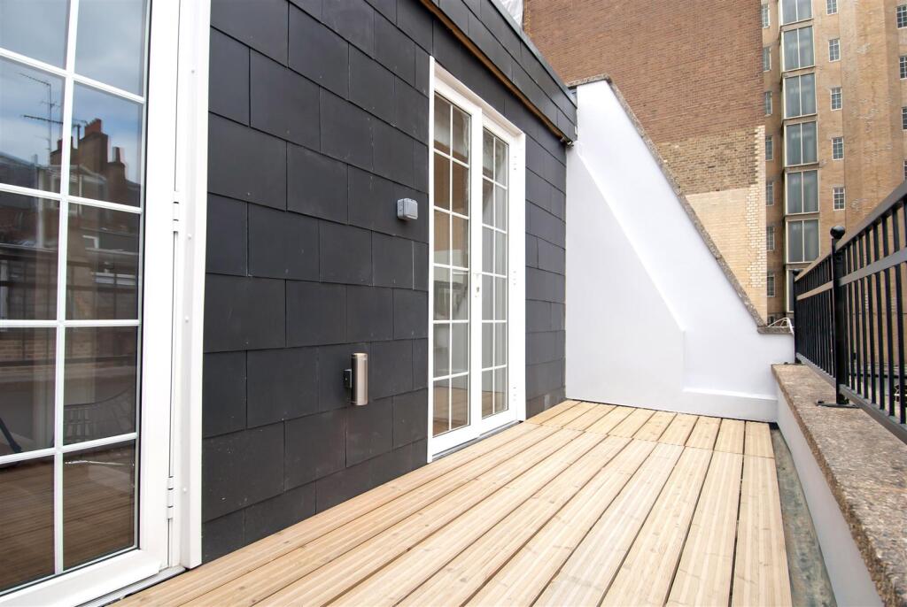 huntsworth 47 terrace.JPG