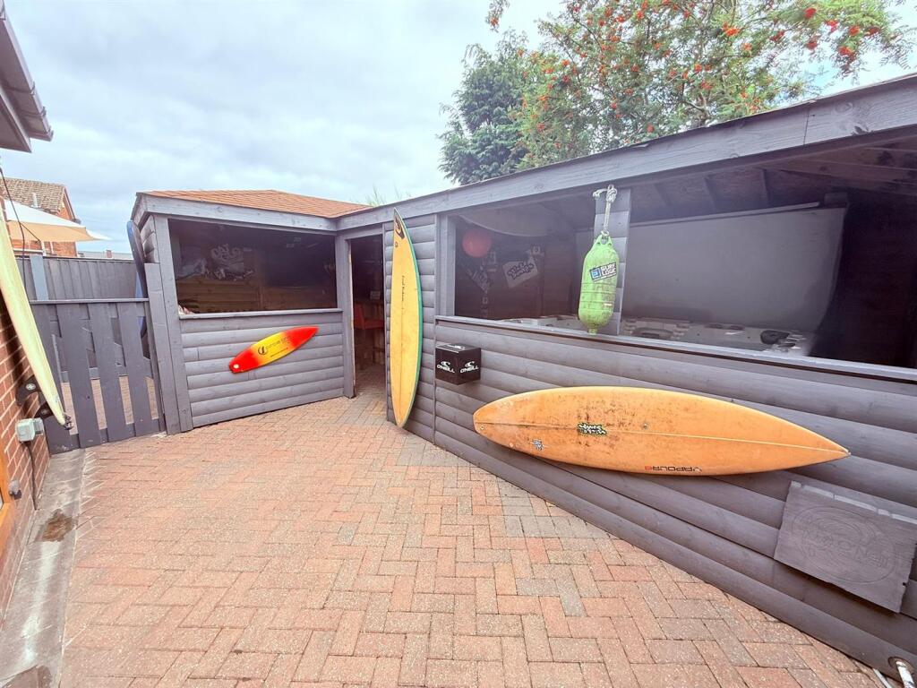 PHOTO-2025-08-04-13-32-11 (11).jpg