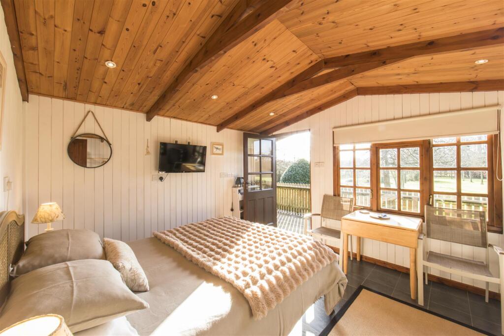 Summer House