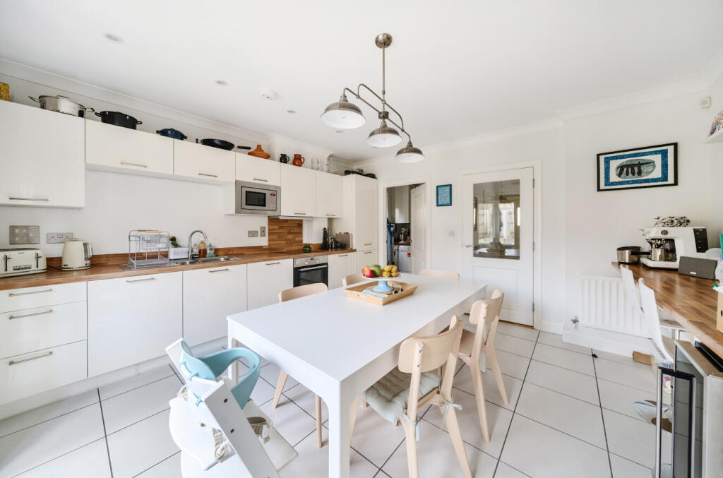 8-1309674-7-68505...