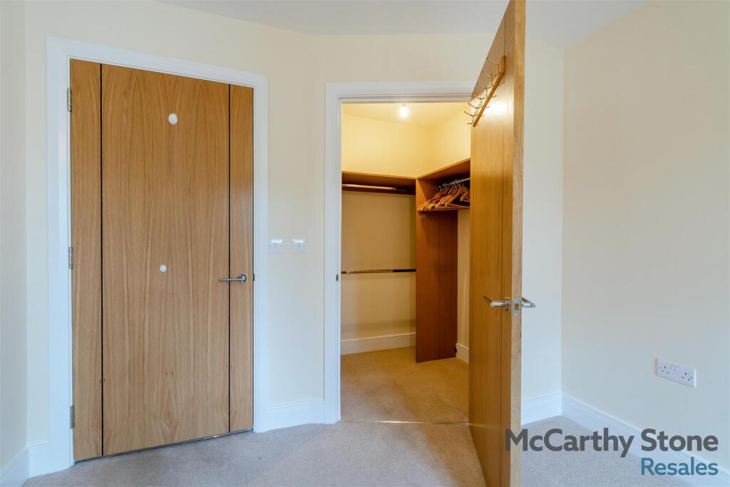 8636704-interior05.jpg