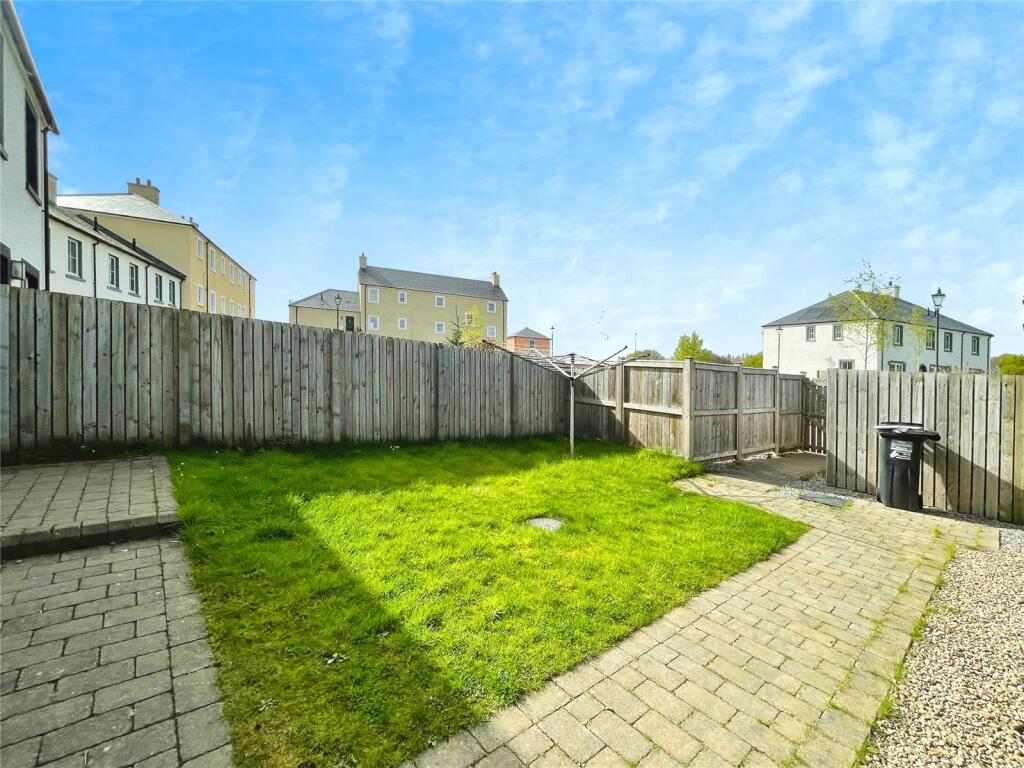 Garden &amp; Parking