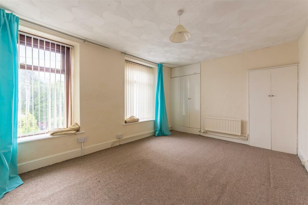 29 Wainfelin Rd-1.jpg