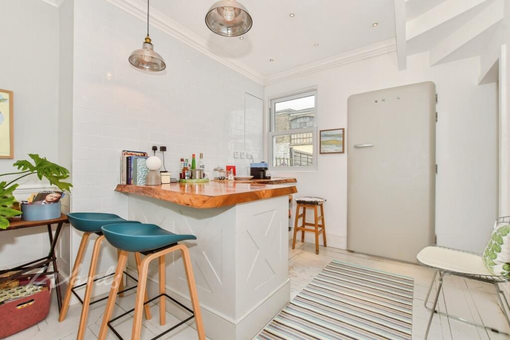 Rodney bar area 1...