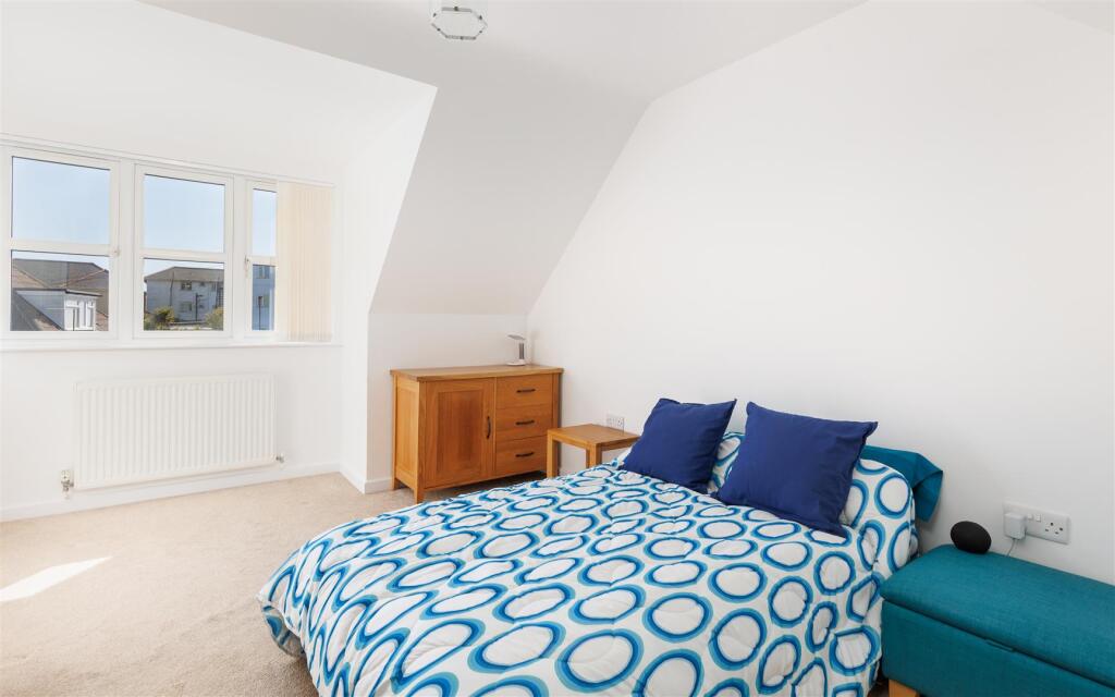 Bedroom 2-1