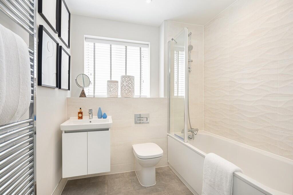 the glades at mindenhurst, deepcut