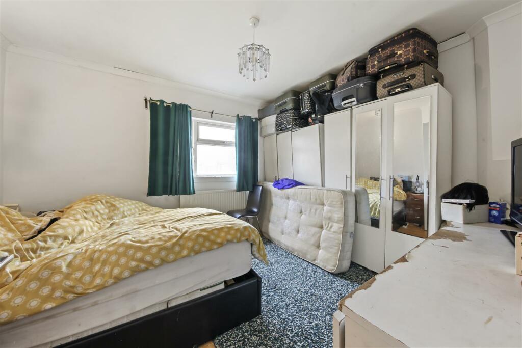 4 North Circular Road - YIWBpbMx8wrOmP06mgM0.jpg