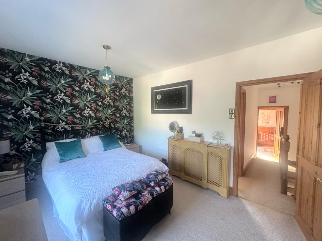 878941D4-4CCA-4B45-AA46-33BC5A64B204