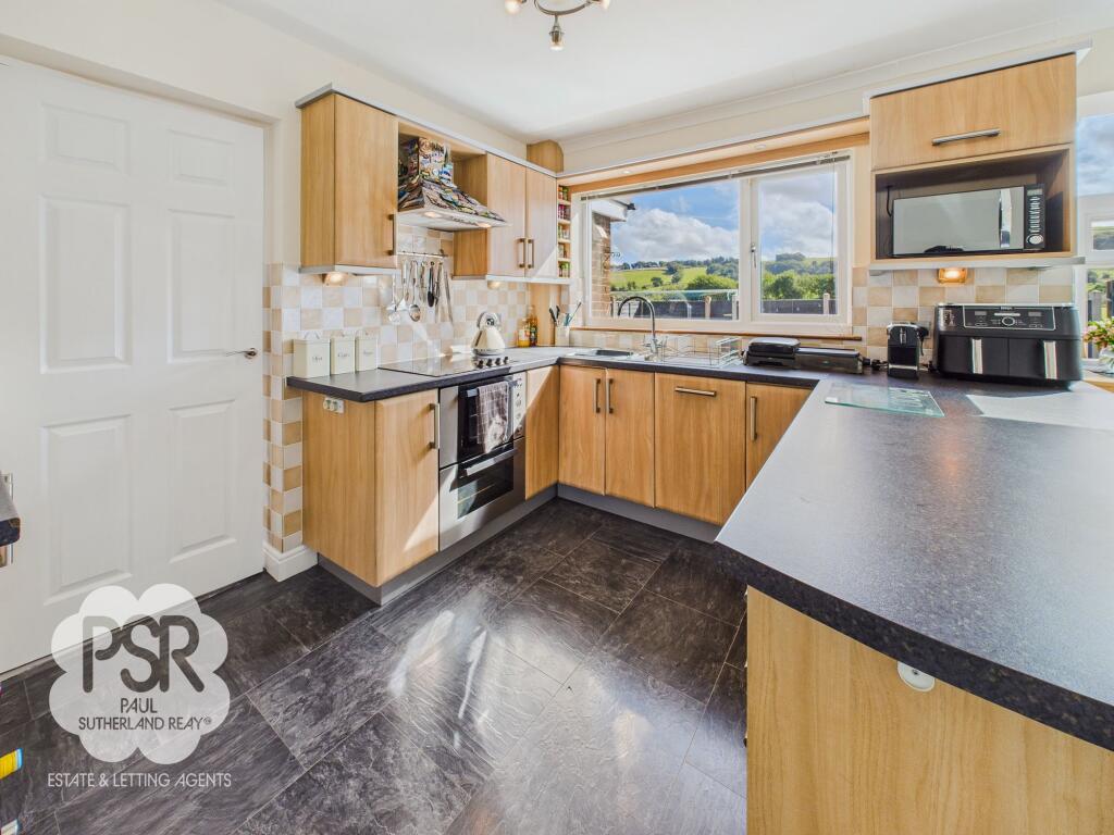 Kitchen Diner - Kitchen Area