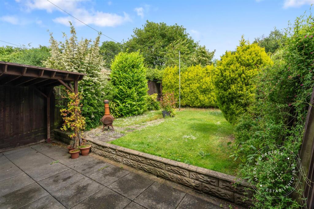 Camelot Way, HernCrabtree (7).jpg