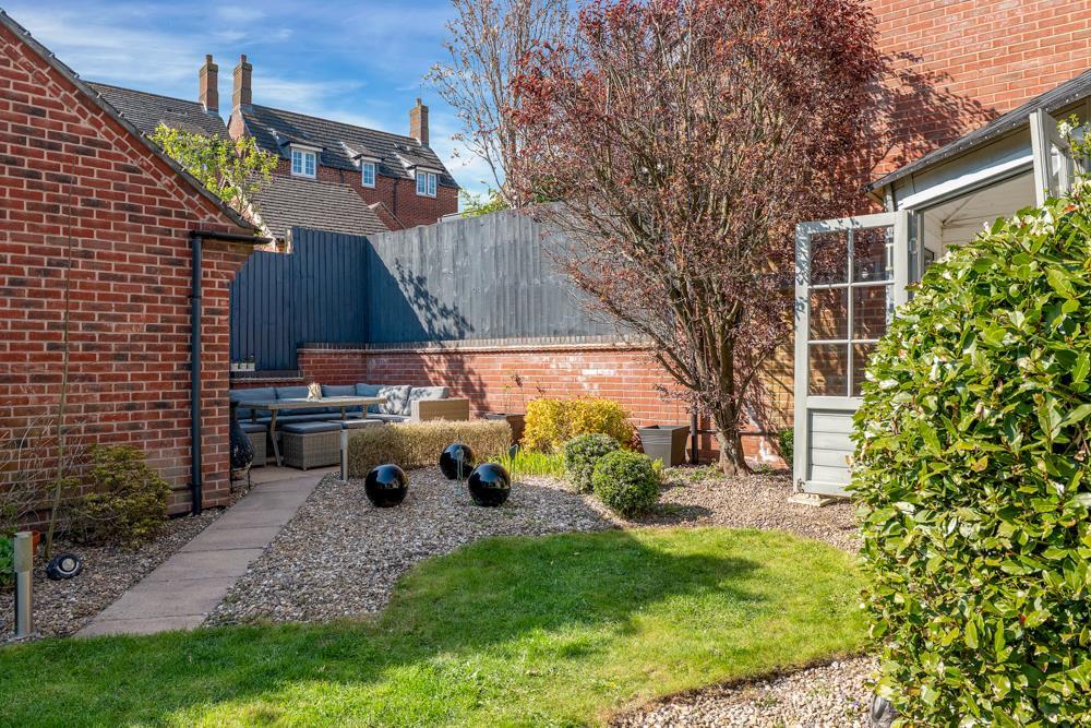 10 Mantlecroft Drive WEB PH-13.jpg