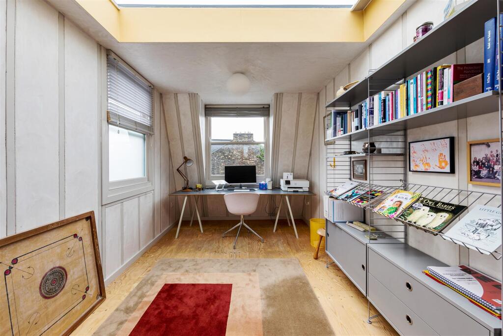 Wellington Road, E17