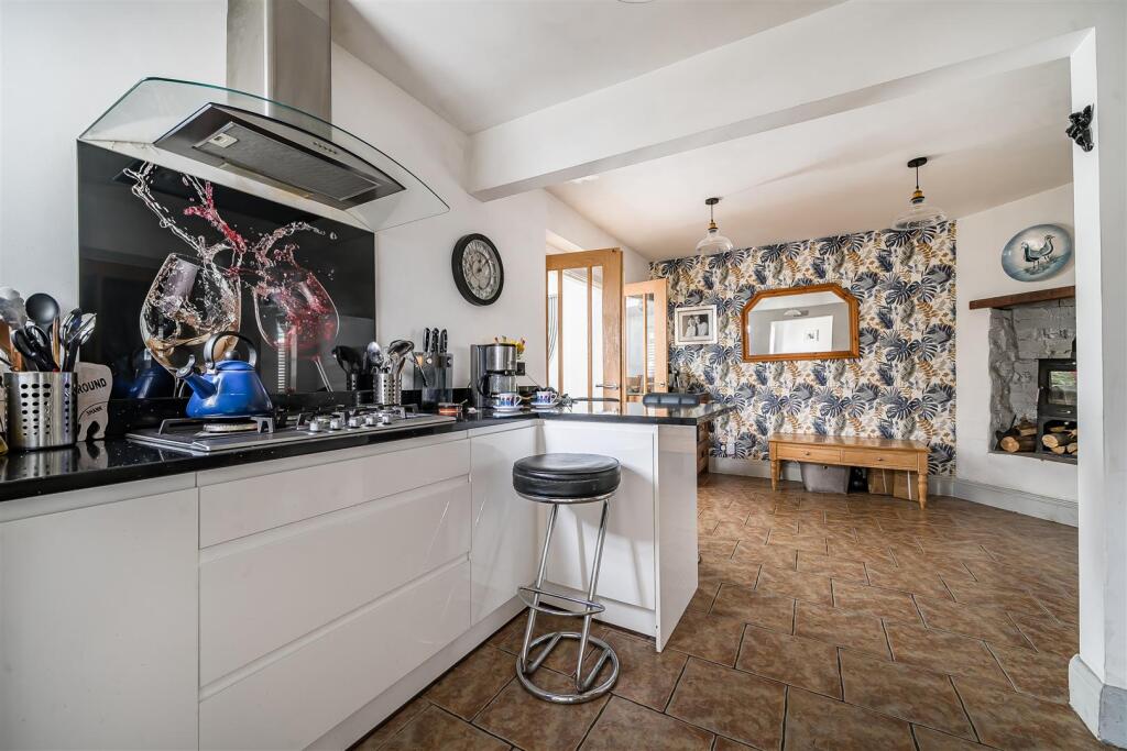 Kitchen / Diner