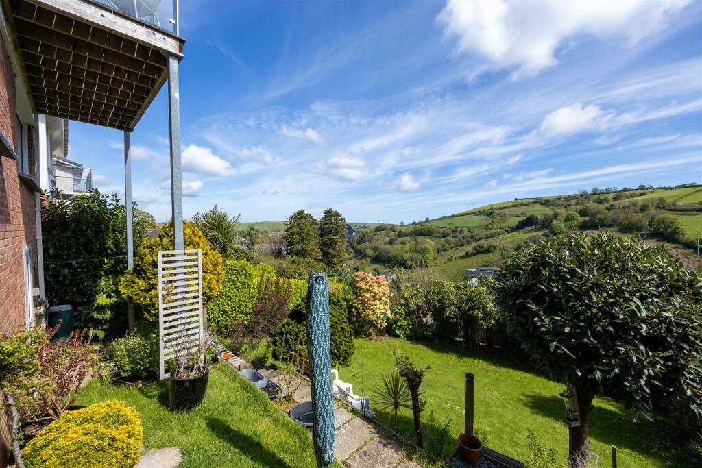 A03 - 31 Churchfields Dartmouth - 240503.jpg