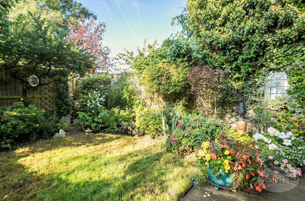 3d80fd9a-f2bd-43c...