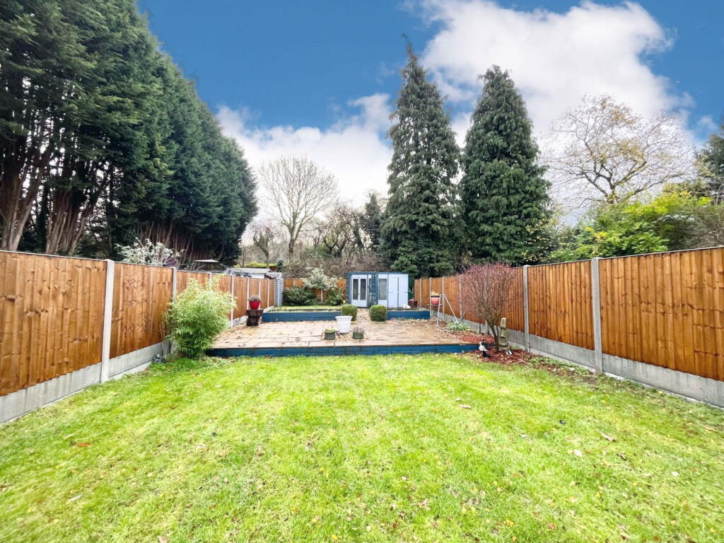 Waldron Avenue, Brierley Hill, DY5 3RU