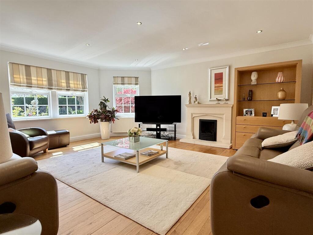 SECOND RECEPTION ROOM