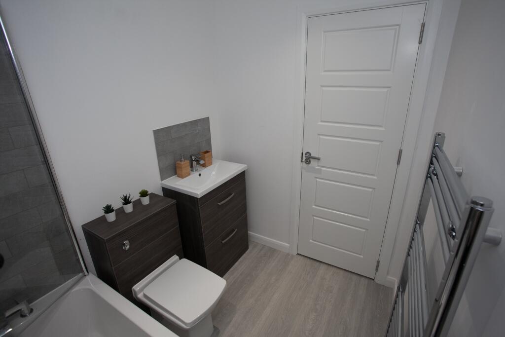 show flat (46)