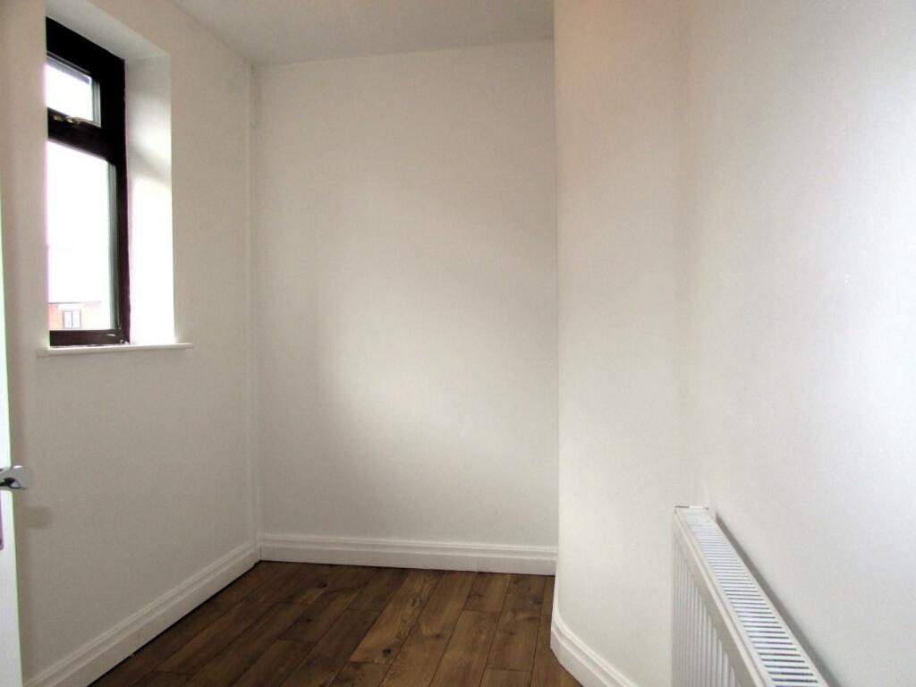LordLane40bed3.JPG