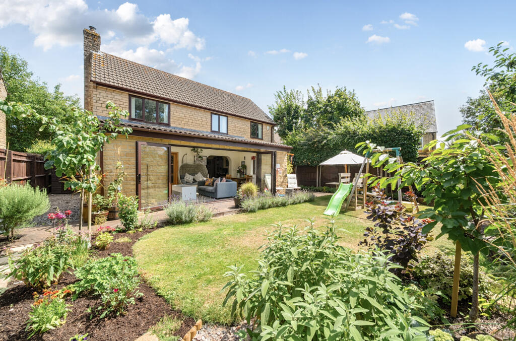 1328318868850bc2bdd5f