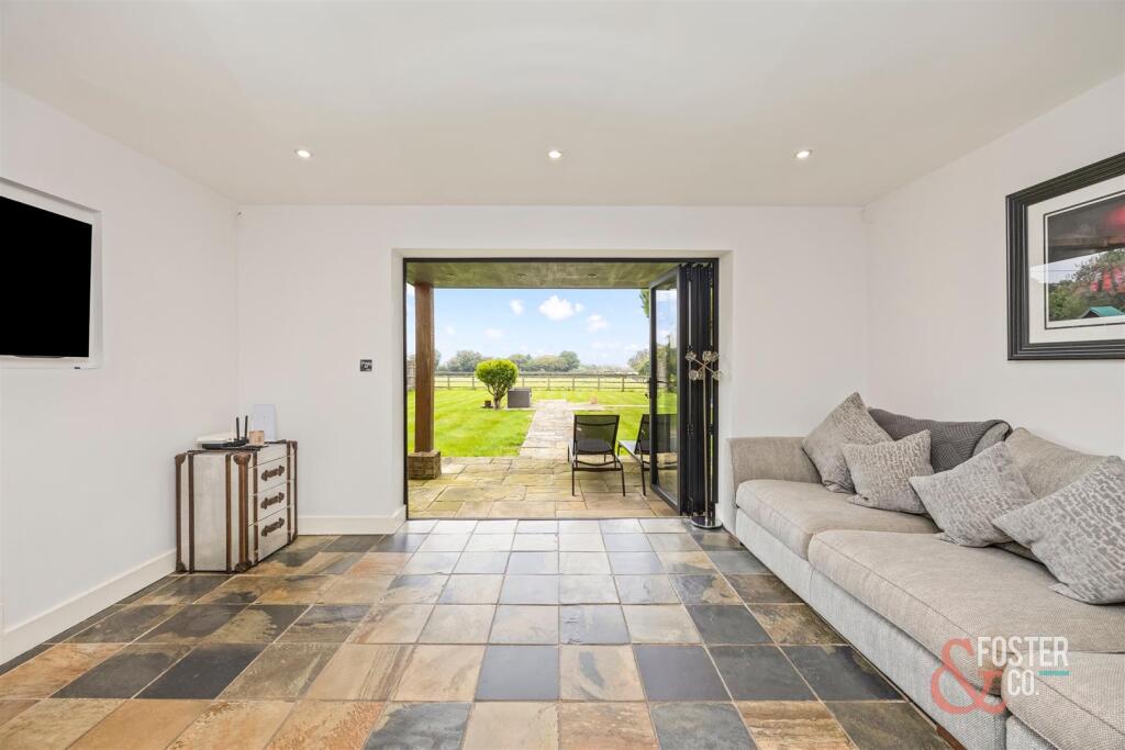 Wheatsheaf Road, The Grannery_025.JPG