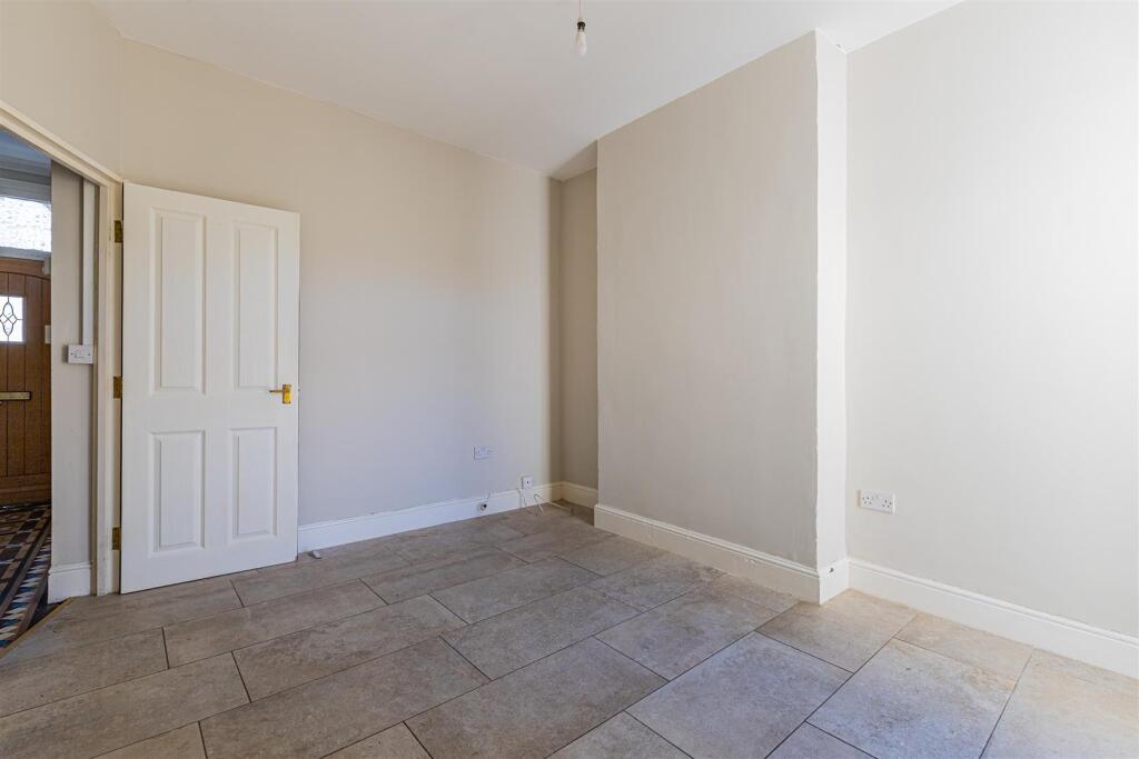 Arabella Street 185-7.jpg