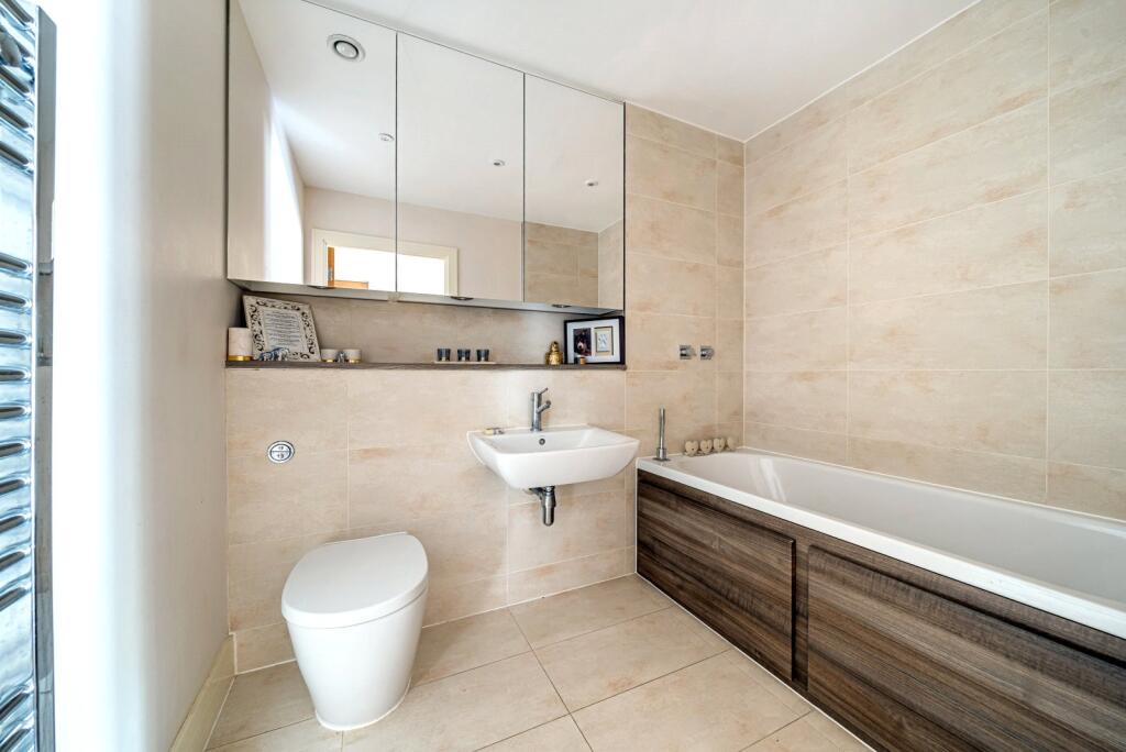 Main Bathroom