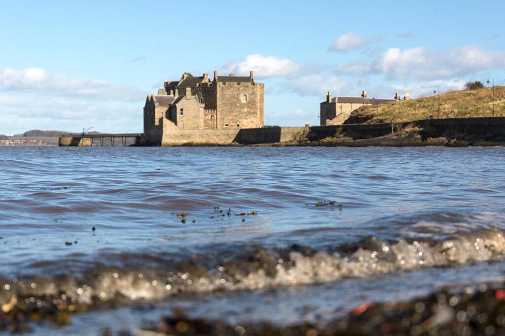 Blackness Castle