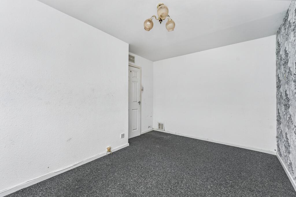 23 Lassington Close, Redditch, Worcestershire, B98 0LW