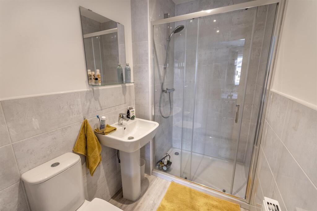 Bedroom Two En-Suite