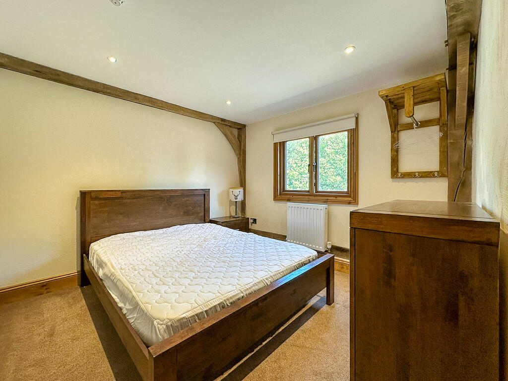 Bed 1