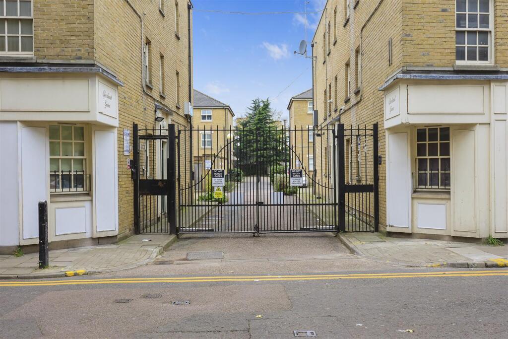 Cleveland Grove Gated Development