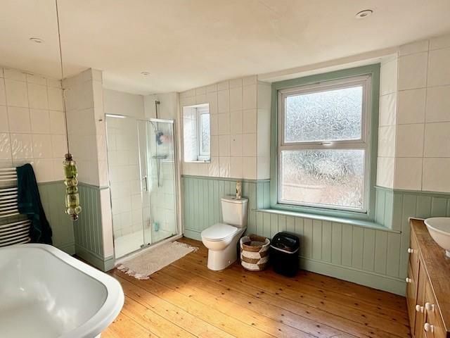 Large Family Bathroom