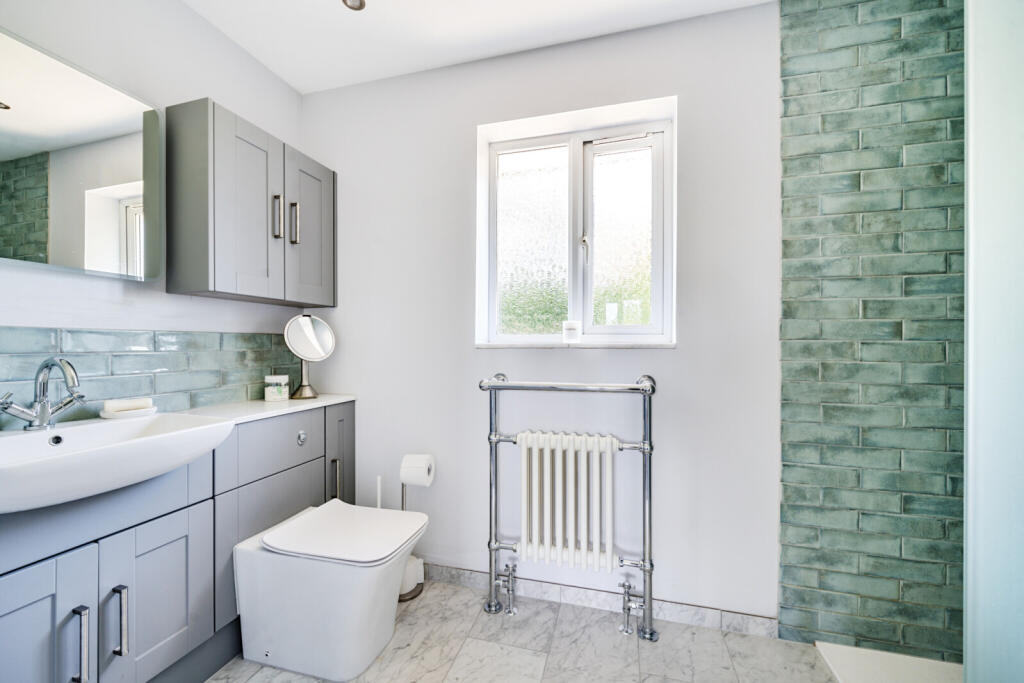 Ensuite