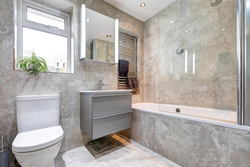 CV13 6BE 9GFL-009.jpg