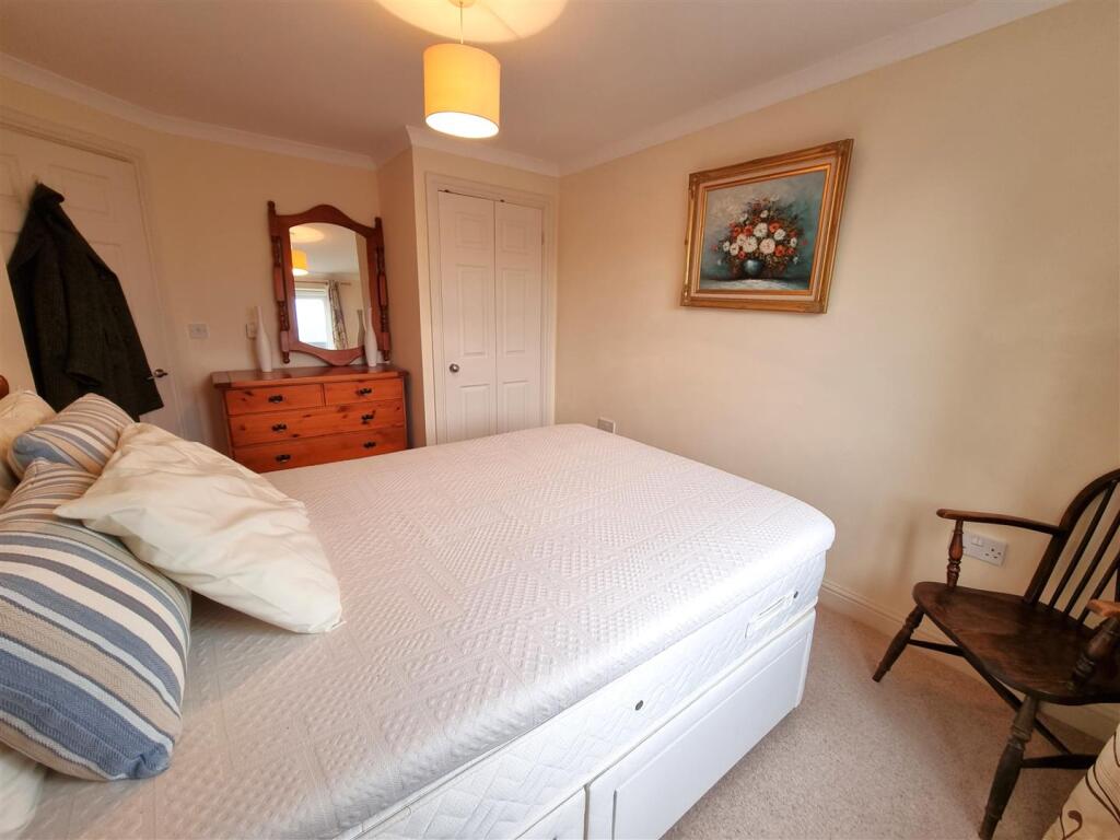 Bedroom 2.1.jpg