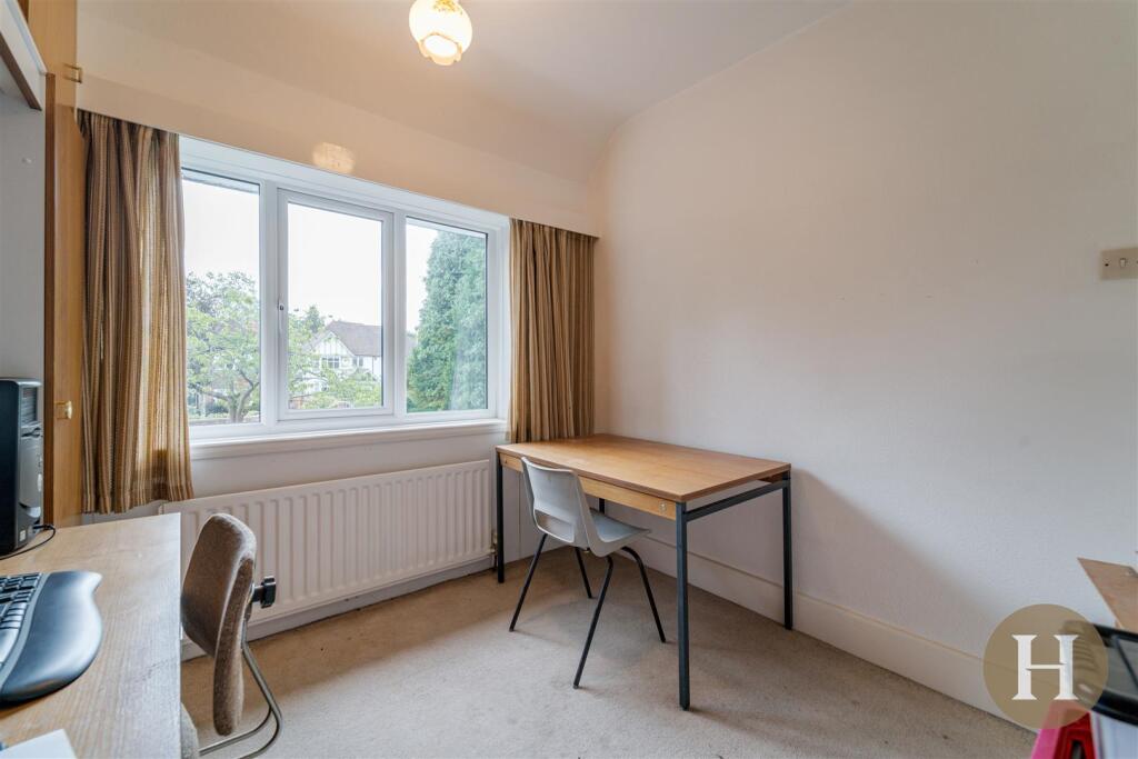 Hadleigh Estate Agents-10.jpg