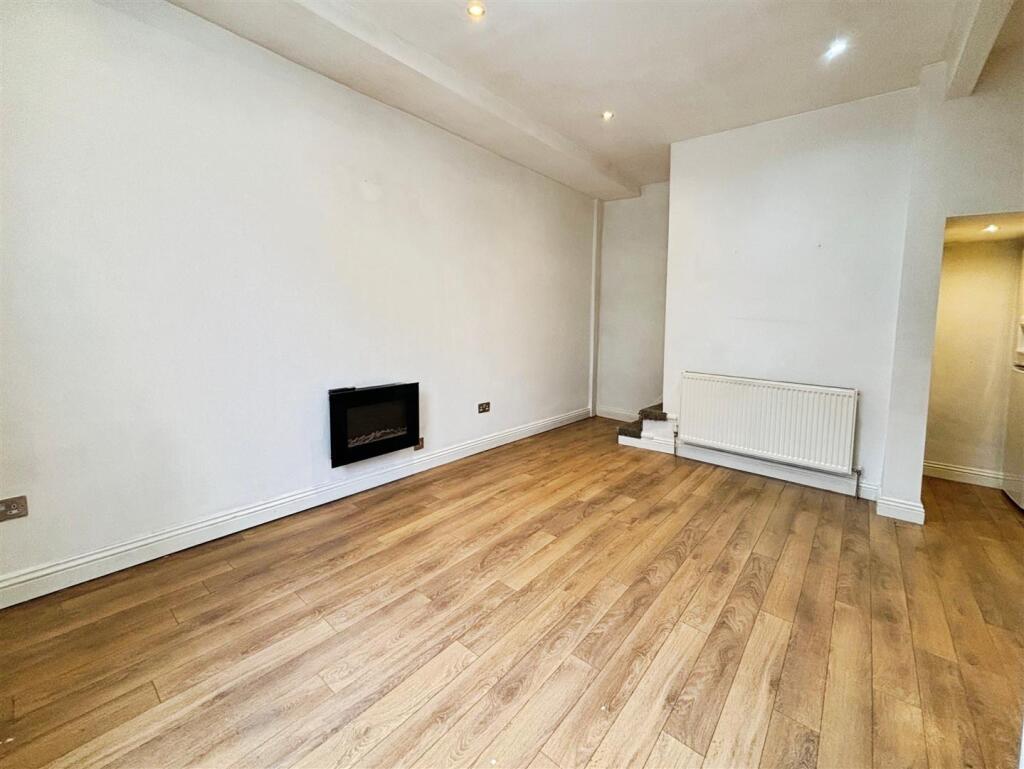 Kitchen/Living Room