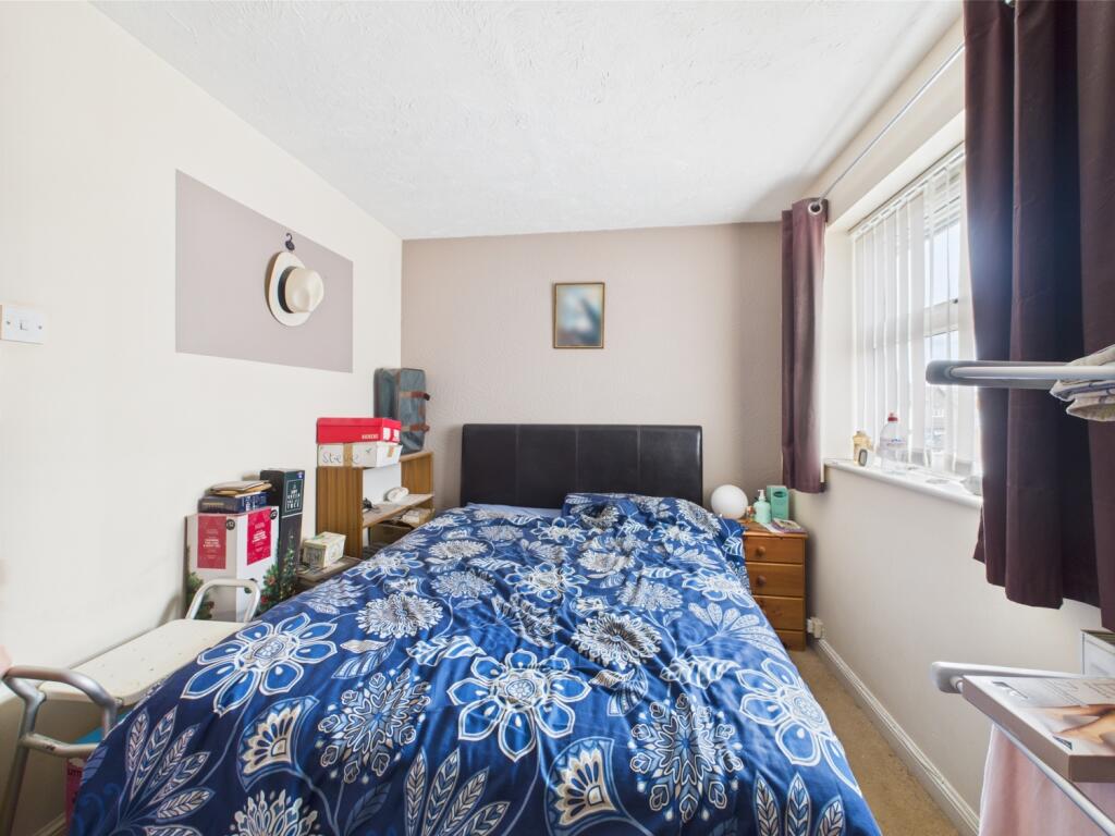 CAM03151G0-PR0044-STILL005