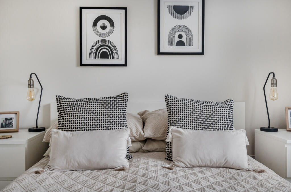 1320099-22-686694...