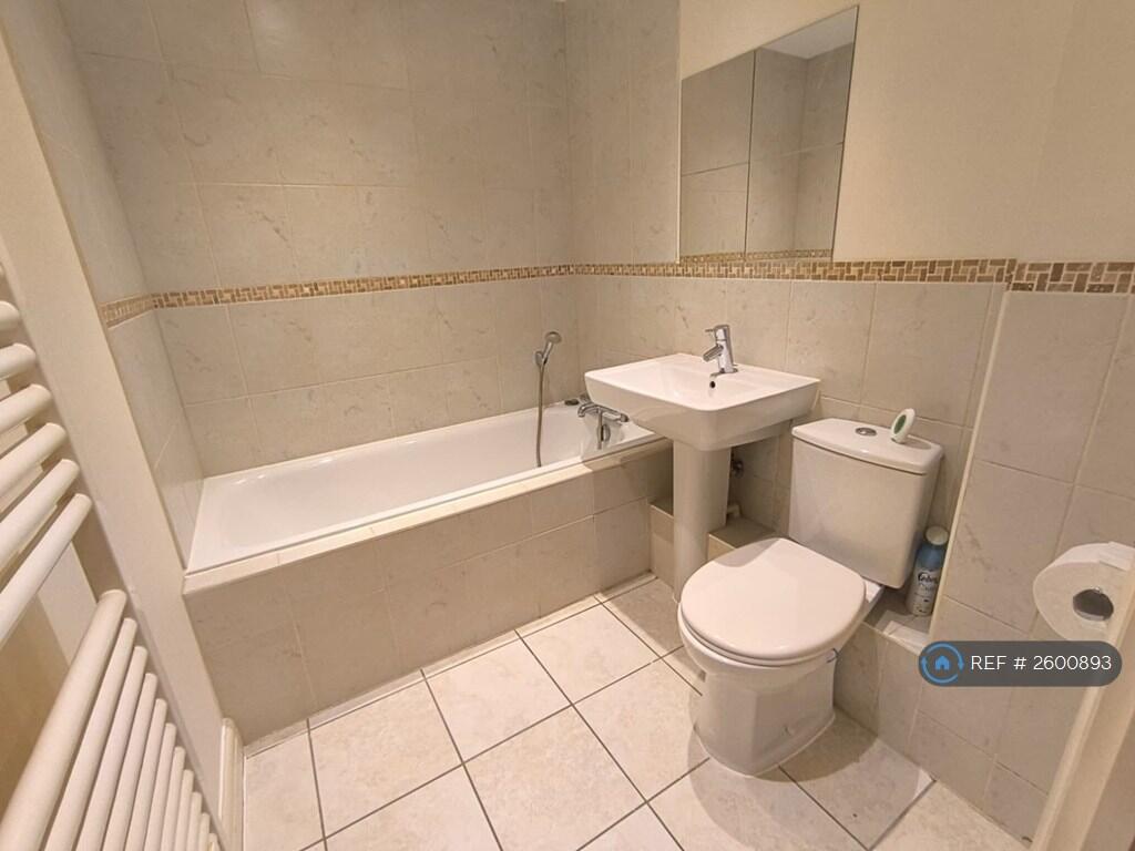 Main Bathroom