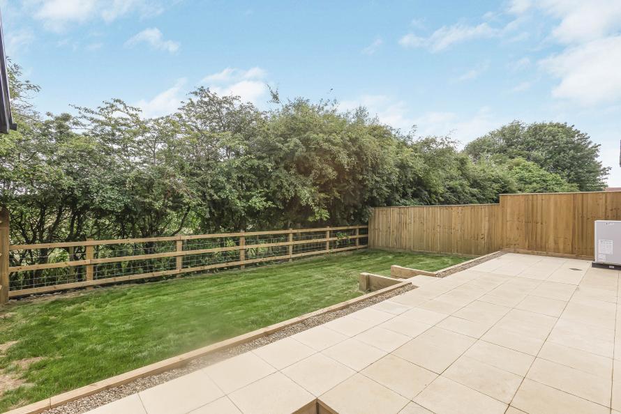 The Thorpe, Number 7 Garden - Elgrove