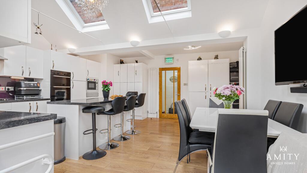 Open Plan Kitchen/Living Area