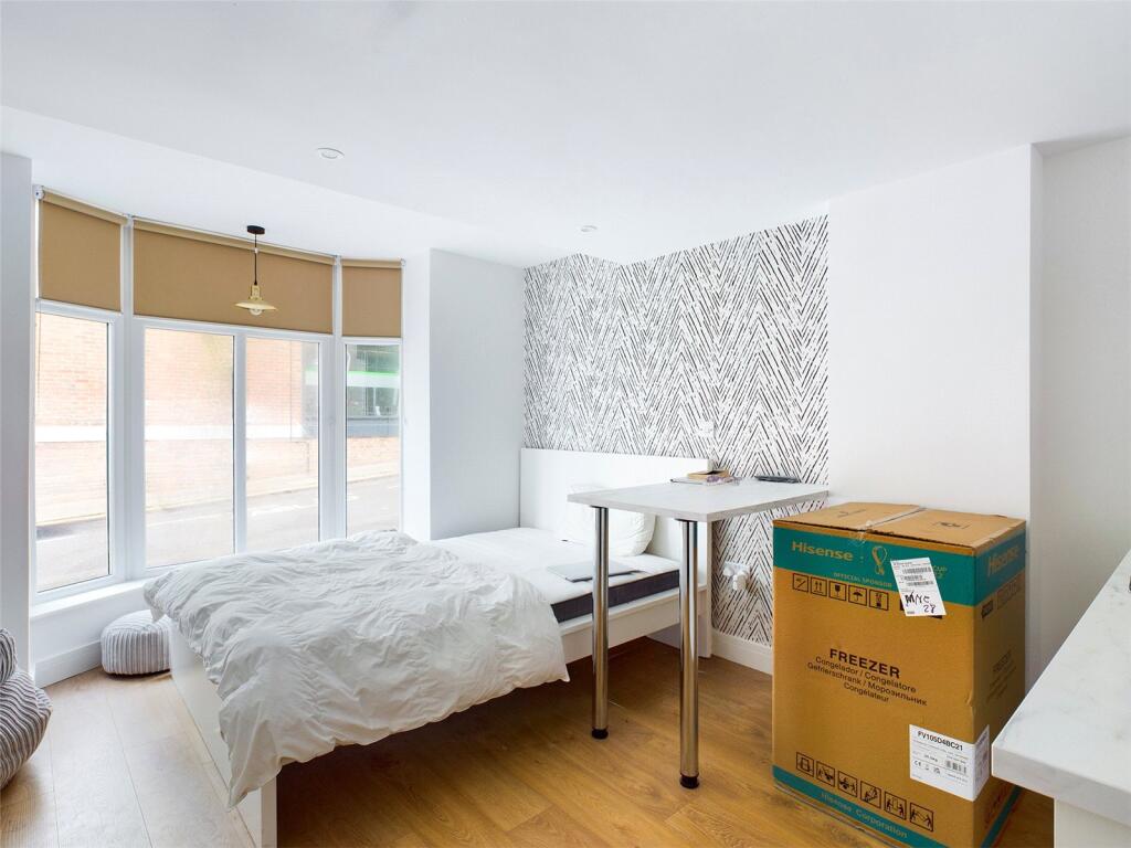 Bedroom-To_rent