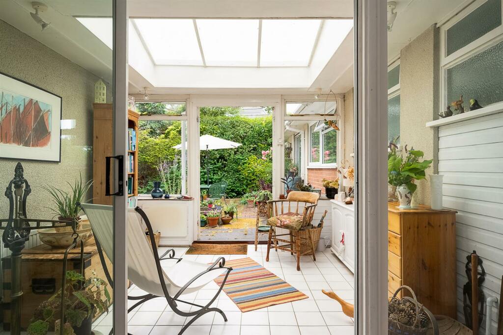 Small conservatory